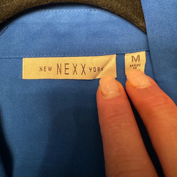 Silk blouse, beautiful! Ultra rich feel. 100% satin but not shiny. - Picture 4 of 8